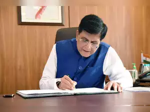 Piyush Goyal to meet exporters Thursday